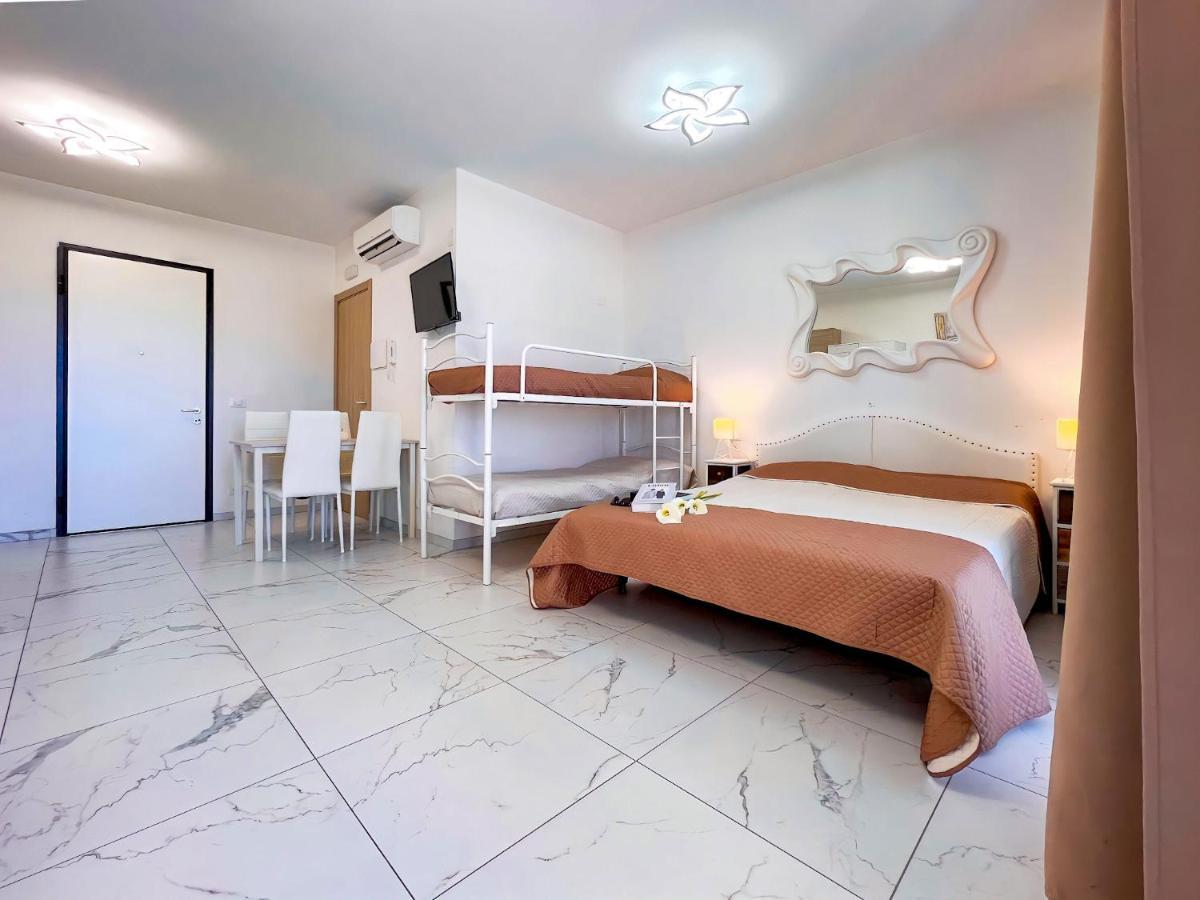 Zeus Apartment Бибионе Екстериор снимка