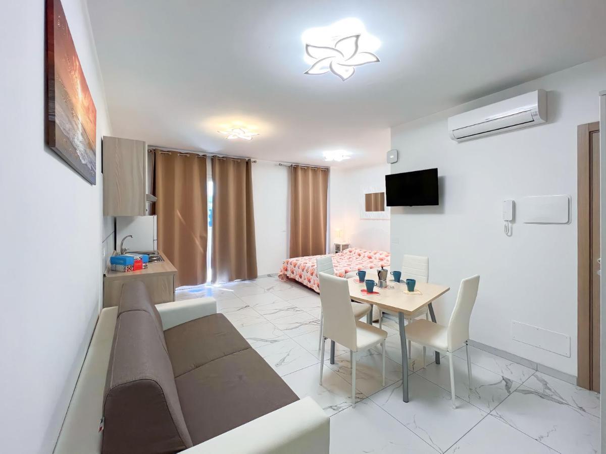 Zeus Apartment Бибионе Екстериор снимка